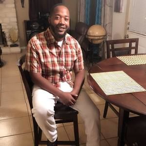 Meet your Posher, Dayo